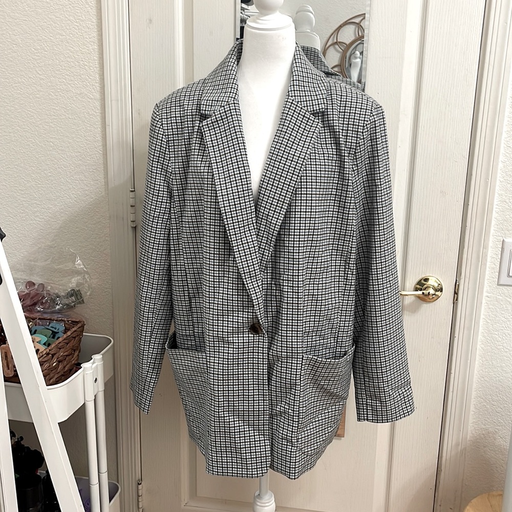 Blue & Black Patterned Blazer